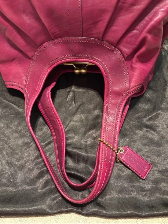 Coach Ergo Magenta Pleated Leather Shoulder Bag with Kiss-Lock Frame - Picture 7 of 14